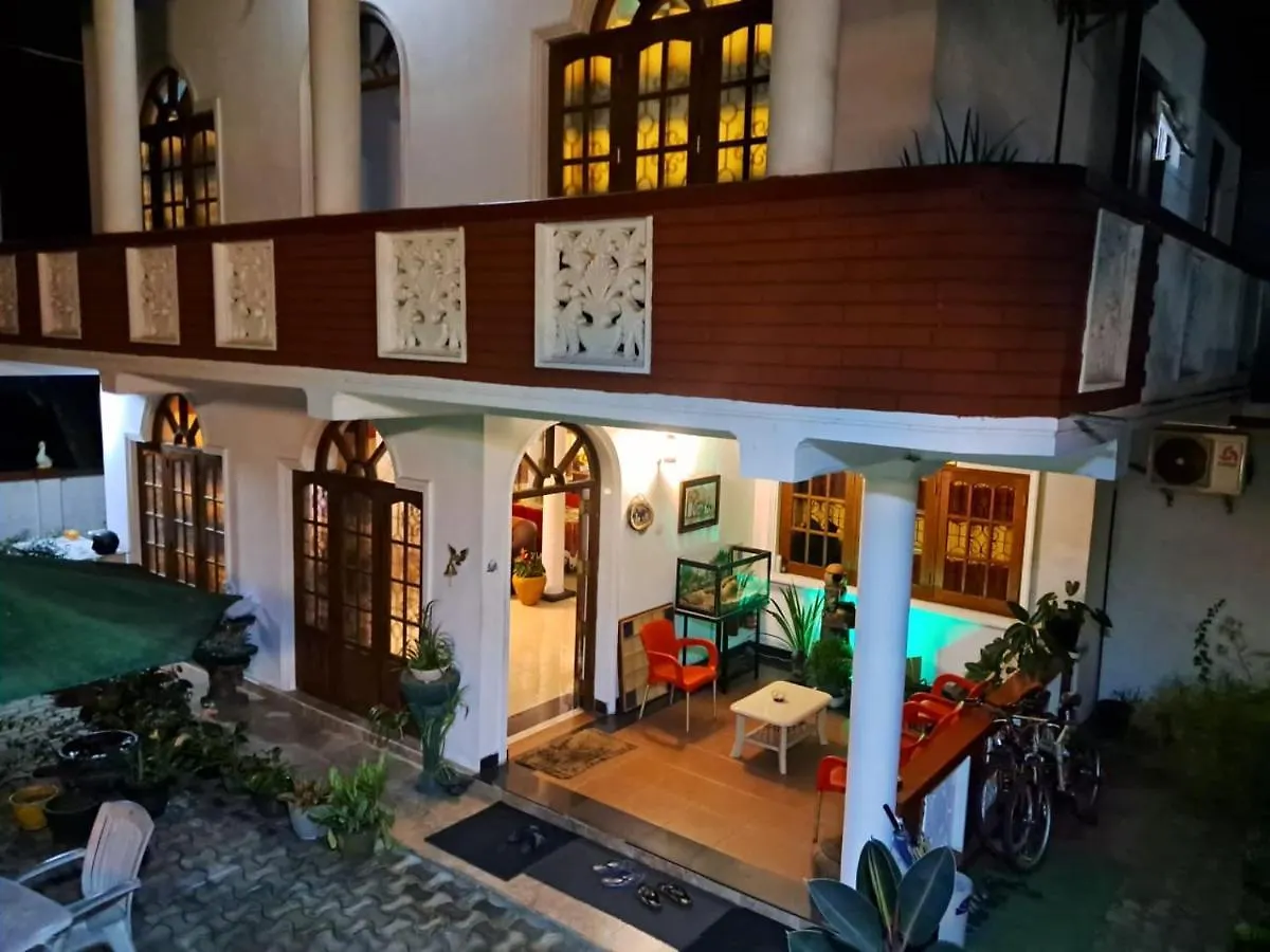 Kandyan Riverside Hotel Apartment Kandy